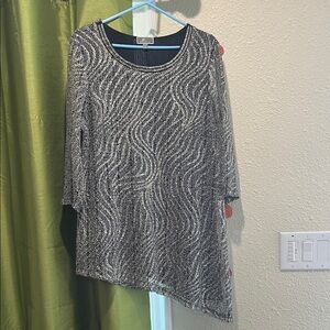 JM Collection Black & White Wave-Print Asymmetrical Tunic